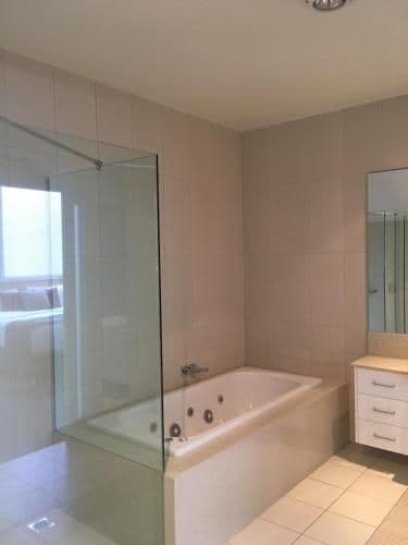 One-Bedroom Apartment with Balcony