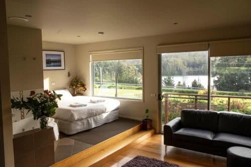 Studio Apartment with Sea View