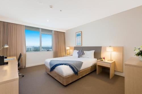 Deluxe Queen Room