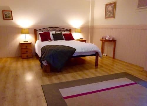 Deluxe Queen Suite