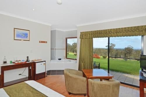 King Suite with Spa Bath