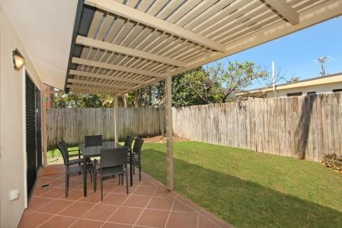 Oomoo 27b - 4 BDRM Townhouse - Close to Beaches3