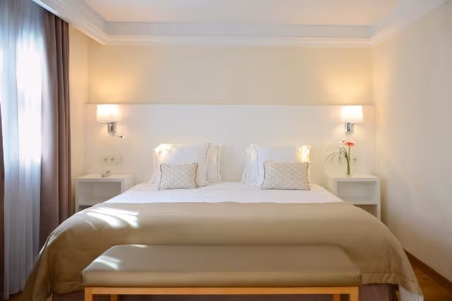 SUITE TWO BEDROOMS