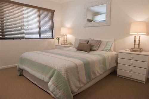 Absolute Beachfront - Mooloolaba1