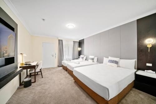 โรงแรมดับเบิลยูเอ็ม แบงก์สทาวน์ (WM Hotel Bankstown)4