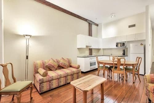 One-Bedroom Apartment