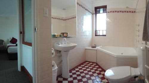 Two-Bedroom Suite with Spa Bath