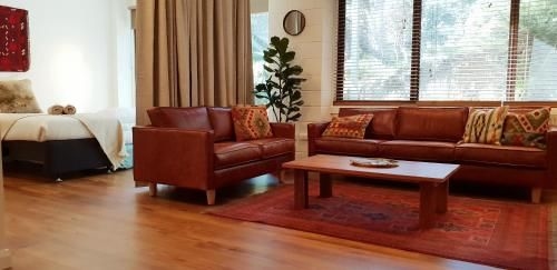 Cedarwood Apartments3