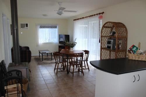 Two-Bedroom Kookaburra Cottage