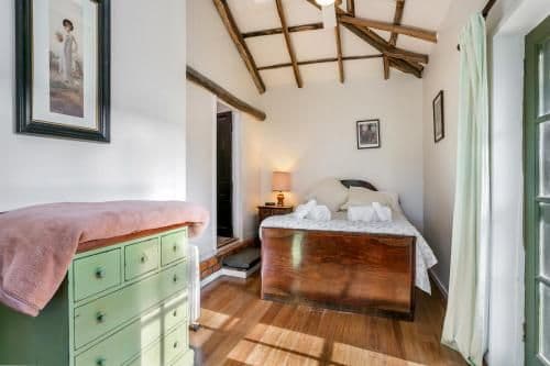 Gardeners Cottage - Three-Bedroom Family Villa