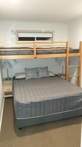 Park View Cabin - Sleeps 6