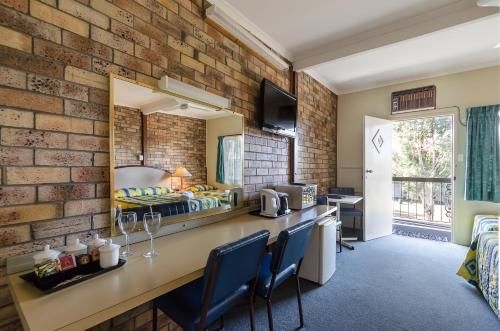 Centrepoint Midcity Motor Inn4