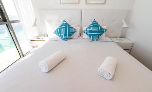 One-Bedroom Apartment with Ocean View - (No Housekeeping)