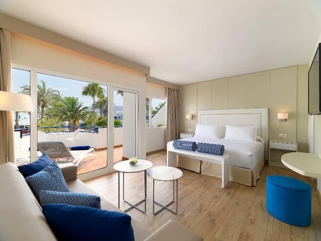 JUNIOR SUITE CAPACITY 1