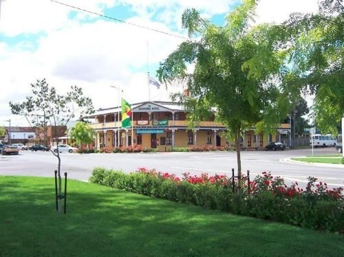 Boorowa Hotel2