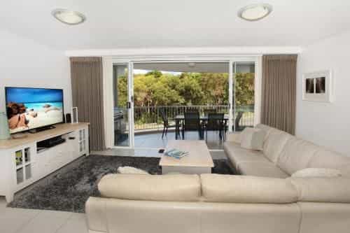 Unit 2 Point Break Apartments, 1-3 Point Arkwright, Linen Incl