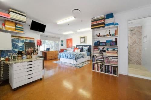 Studio with Balcony