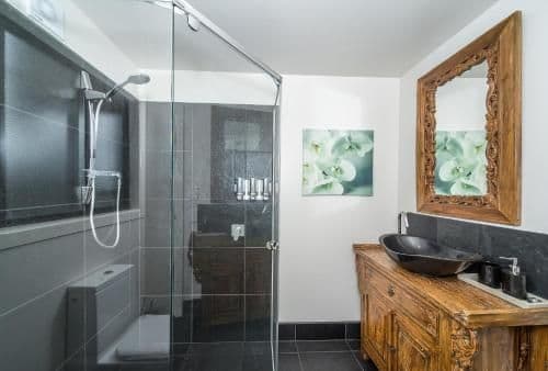 Deluxe Suite with Garden, Mountain and Sea Views - 3- Optional Extra Room