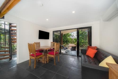 Deluxe Suite with Views - 1