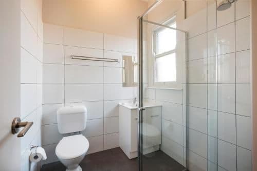 Economy Queen with Shared Facilities and Free Welcome Drink For Two Guests