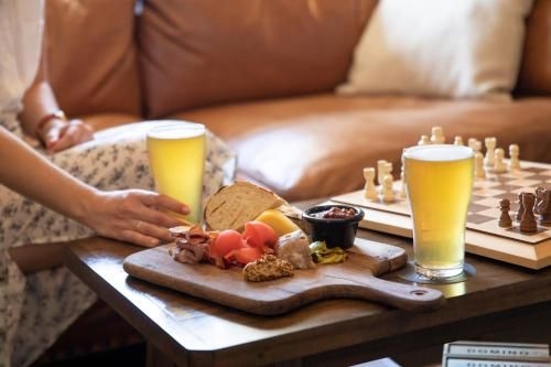Robertson Public House and Kitchen (Robertson Public House)3