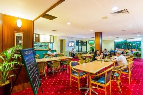 Markets Hotel4