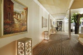 ELEGANCE EAST HOTEL ELEGANCE EAST HOTEL