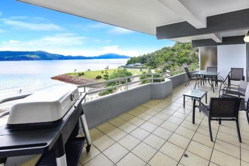 3 Bedroom Apartment with Sea View