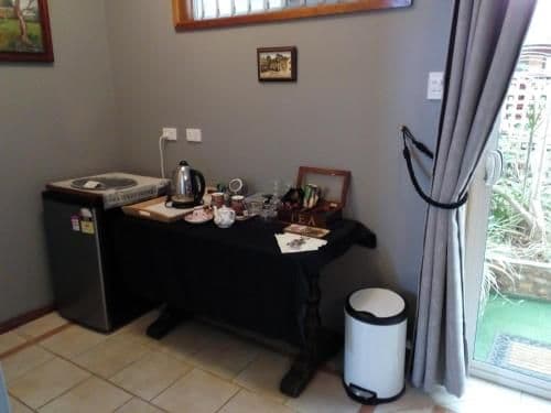 Deluxe Queen Studio