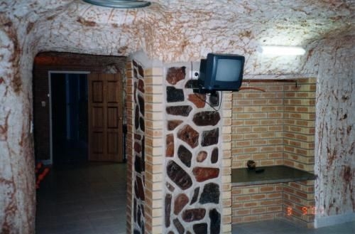 Radeka Downunder Underground Motel3