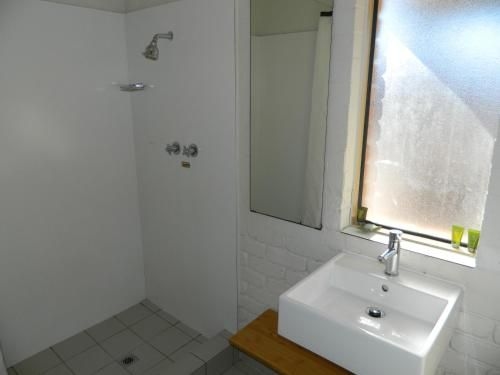 Geraldton's Ocean West Holiday Units & Short Stay Accommodation4