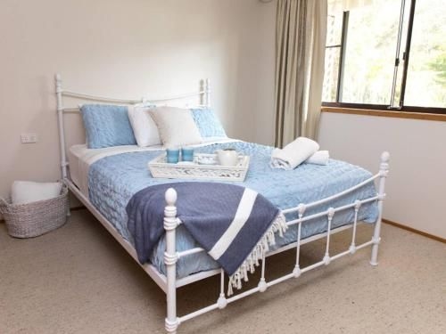Kookas Nest - waterfront home tranquil setting1