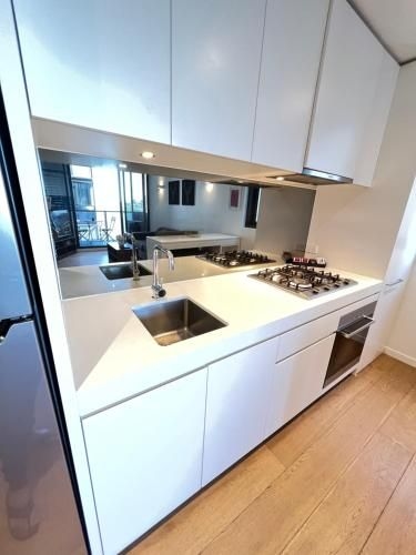 Flinders Street Apartments1