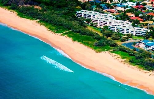 Surfside on the Beach Resort0