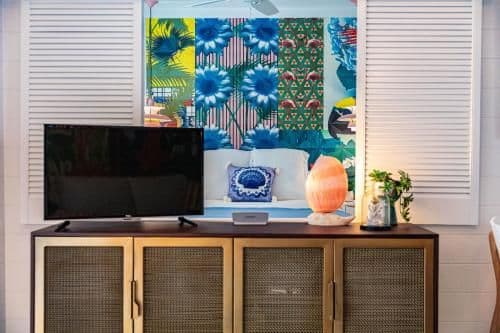 Retro Reef One-Bedroom Apartment