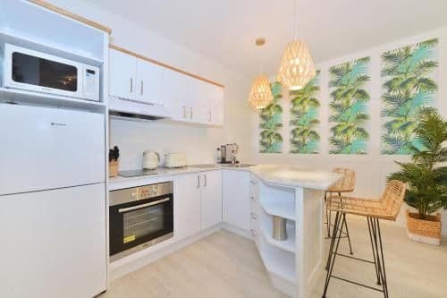 Retro Palms One-Bedroom Apartment