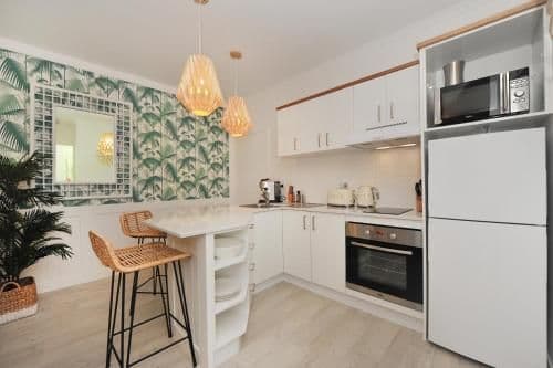 Retro Jungle One-Bedroom Apartment