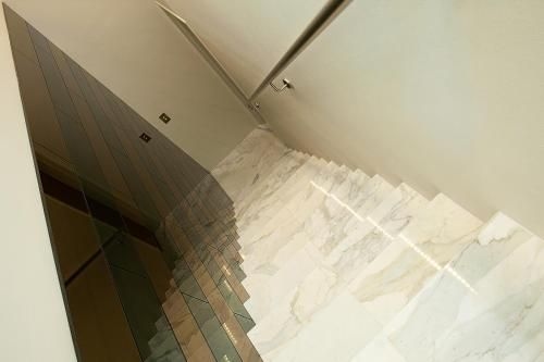 Penthouse Designer Apartment Close to City2