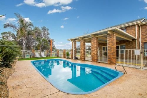 Hybiscus Waterfront Apartments0