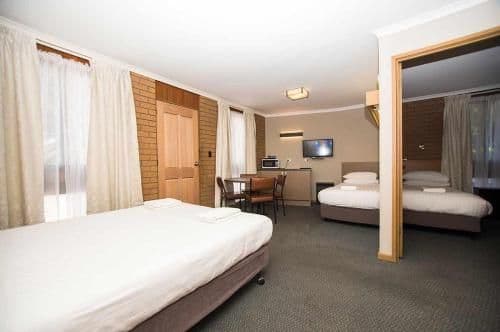 One-Bedroom Suite