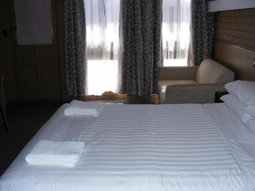 Queen Room