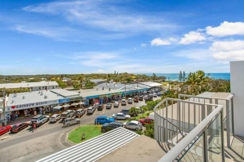 Unit 203 Plantation - Rainbow Beach, Plantation Resort Top Floor, Aircon, Free Wi-Fi (Unit 203 Plantation - Rainbow Beach)2