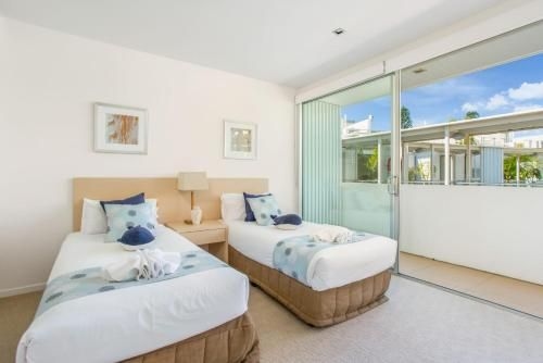 Unit 203 Plantation - Rainbow Beach, Plantation Resort Top Floor, Aircon, Free Wi-Fi (Unit 203 Plantation - Rainbow Beach)1