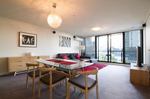 Deluxe Three-Bedroom Two Bathroom Apartment