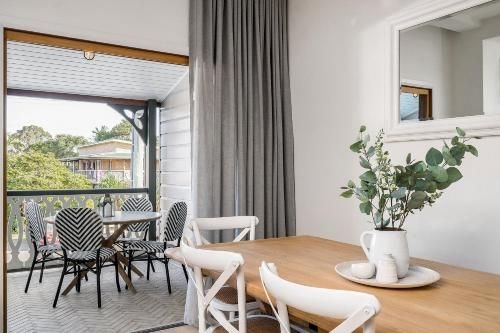 A PERFECT STAY - Luxe & Bloom2