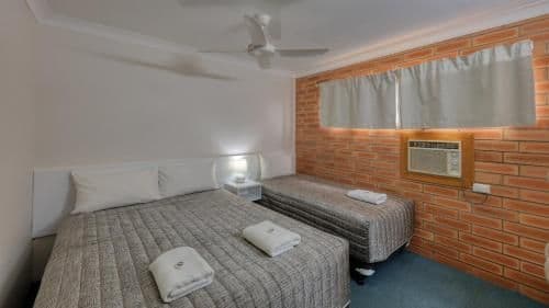 2 Bedroom Family Room for 6 People