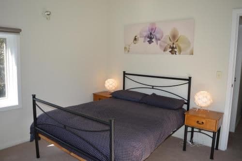 Two-Bedroom Apartment with Mountain View