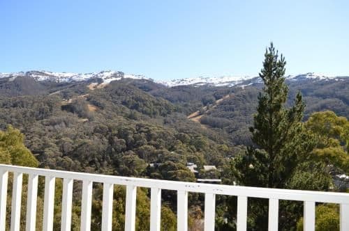 Two-Bedroom Apartment with Mountain View