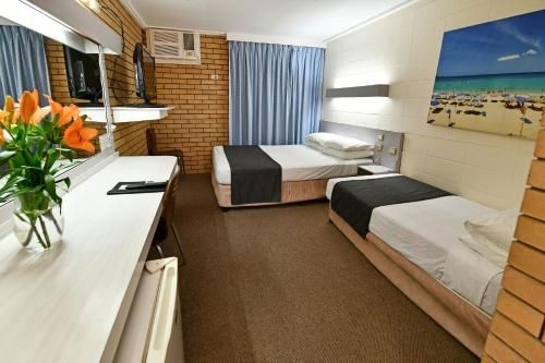 Burke and Wills Motor Inn4