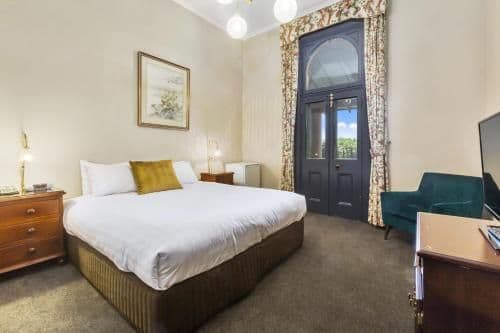 Classic Double Room with Balcony